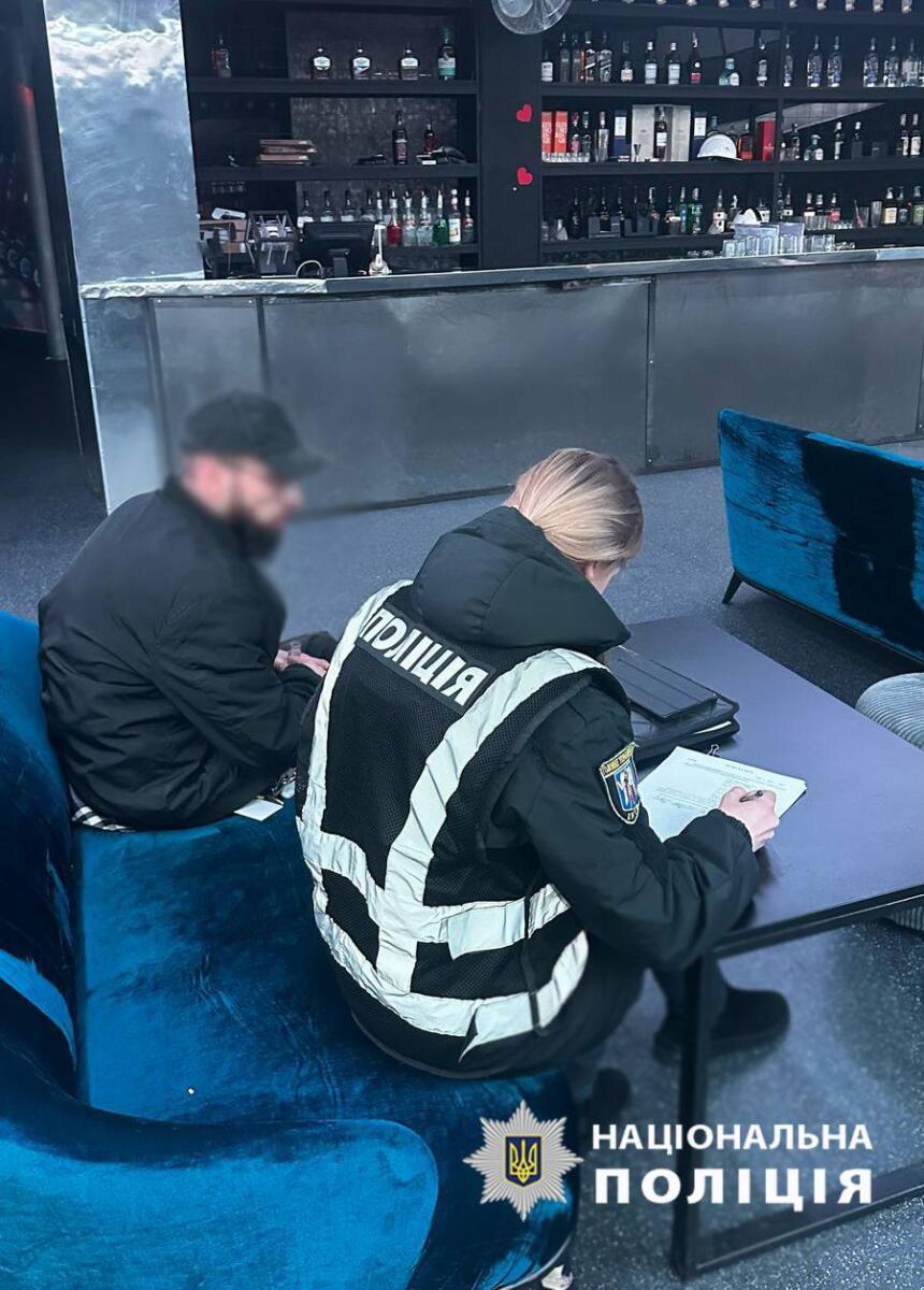 Поліція навідалася у столичний нічний клуб, в якому звучали російські пісні