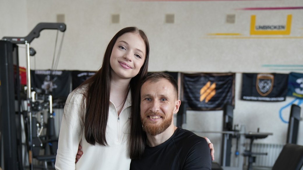 Дівчинка, яка втратила ноги через удар по Краматорську, візьме участь у Токійському марафоні