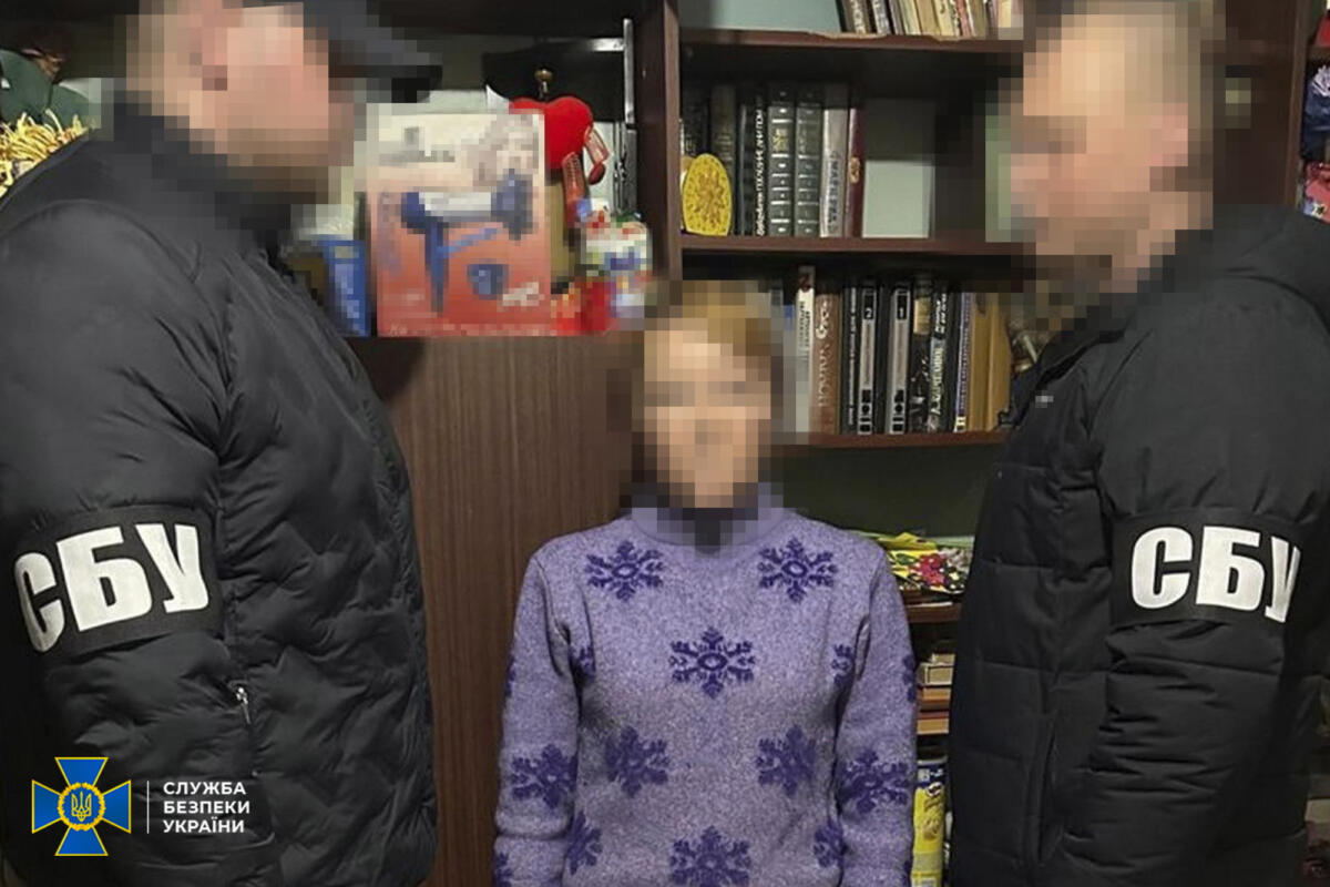 Агентку РФ, що встановила вибухівку біля оселі ветерана ЗСУ, затримано правоохоронцями