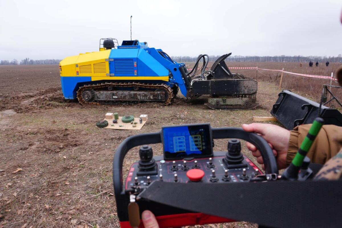 Краматорський завод створив вітчизняну машину розмінування «Germina URCM-3000»