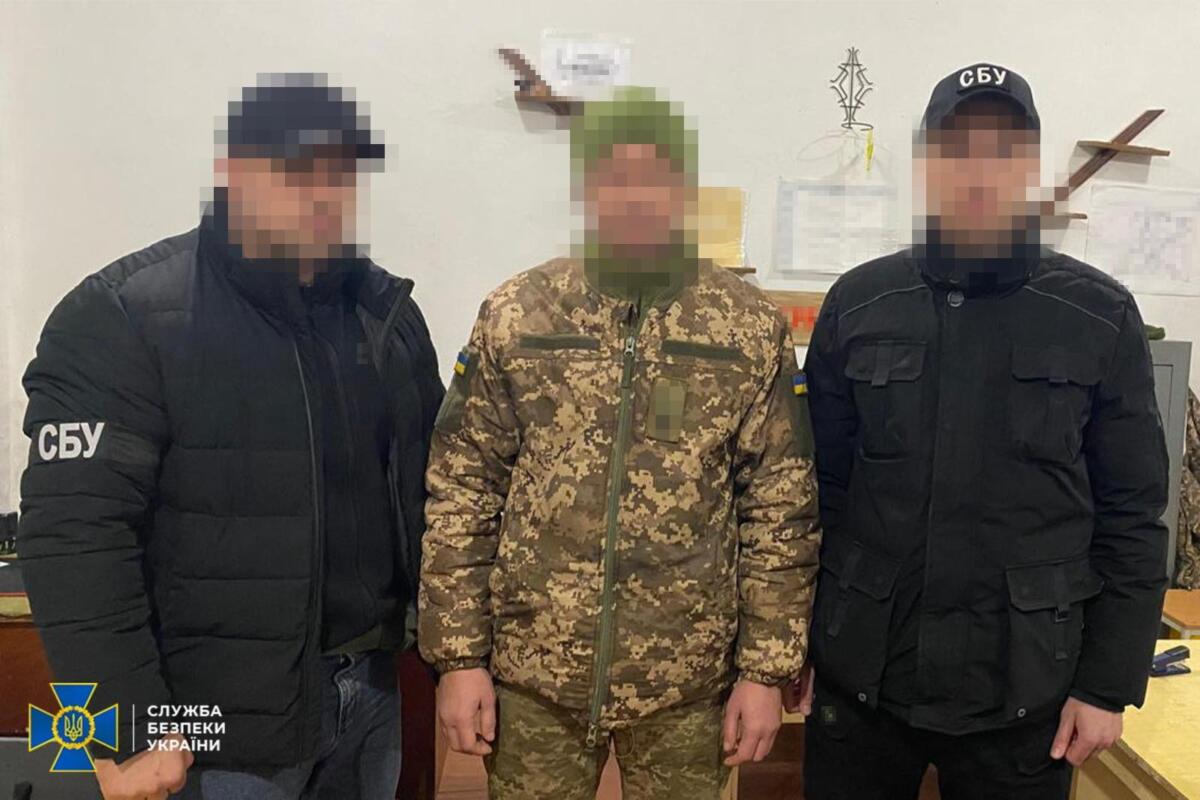 Поплічник окупантів намагався сховатися у лавах ЗСУ: подробиці