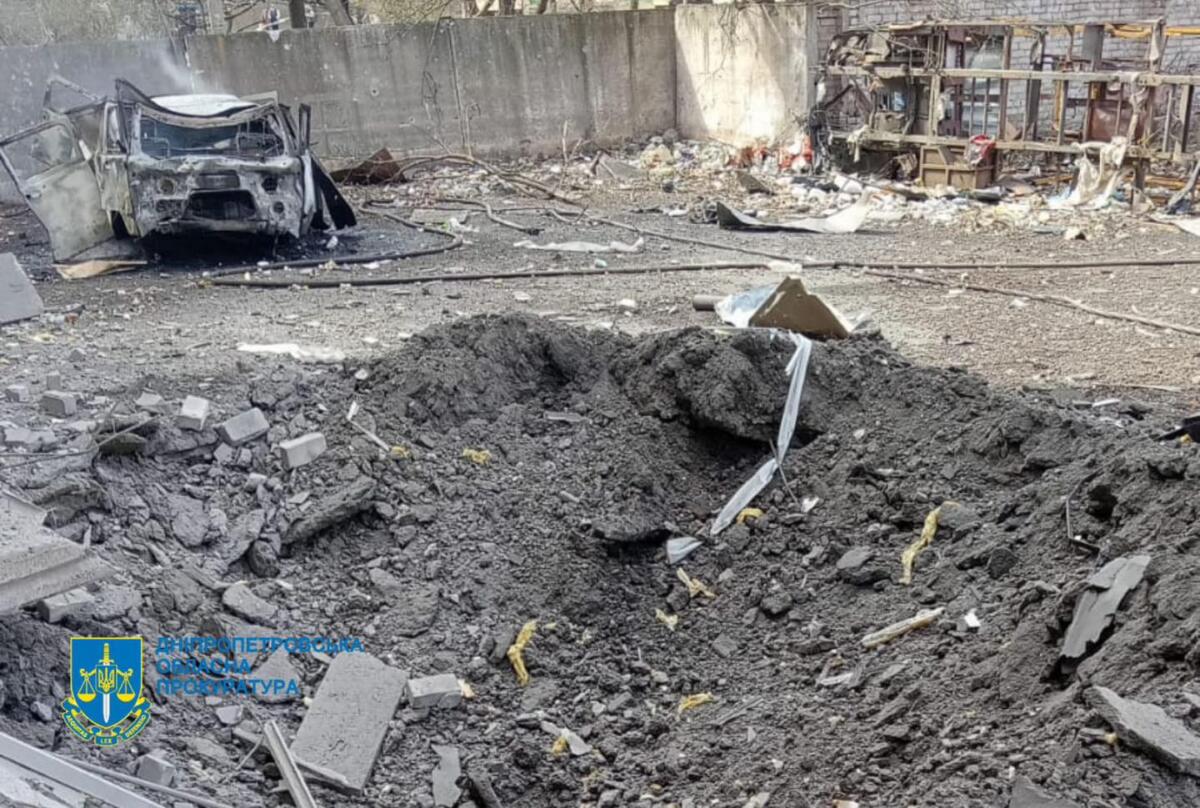 У Кривому Розі внаслідок ворожого удару постраждало 7 осіб
