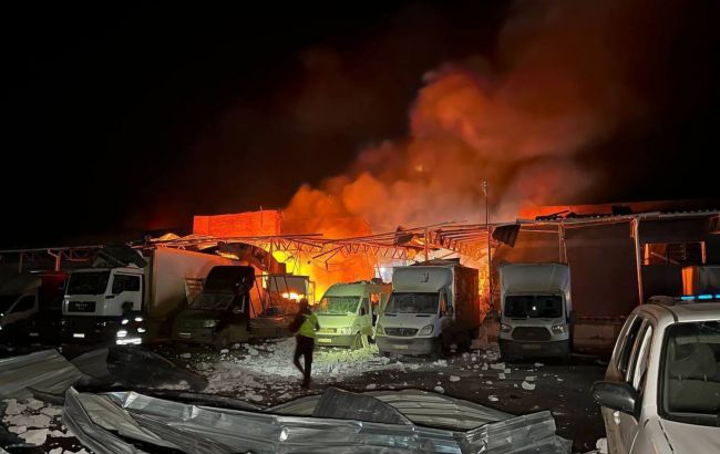 Окупанти атакували дронами термінал «Нової пошти», є загиблий