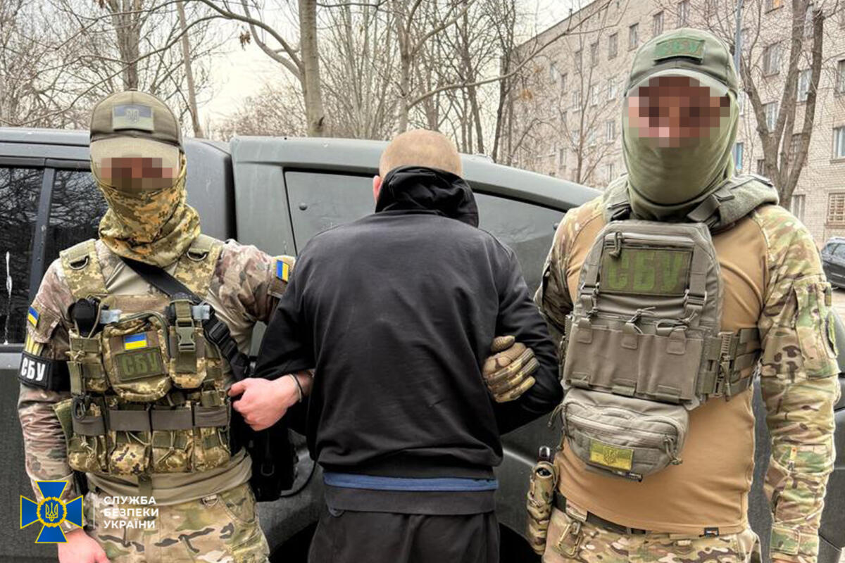 Виготовляв вибухові пристрої для терактів: у Запоріжжі затримано агента російського ГРУ