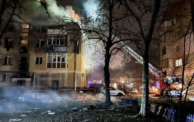 У Чернігові поліцейські потрапили під повторний ворожий обстріл