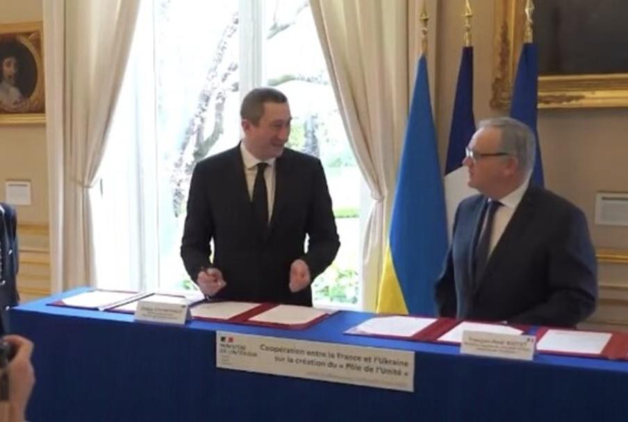 Центри єдності для українців з’являться в Європі: що відомо