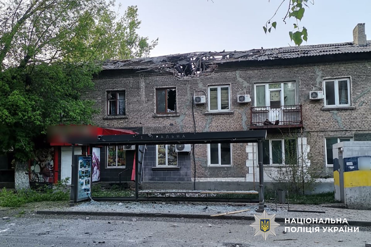 Росіяни обстріляли 20 населених пунктів Донеччини: є загиблий та поранені
