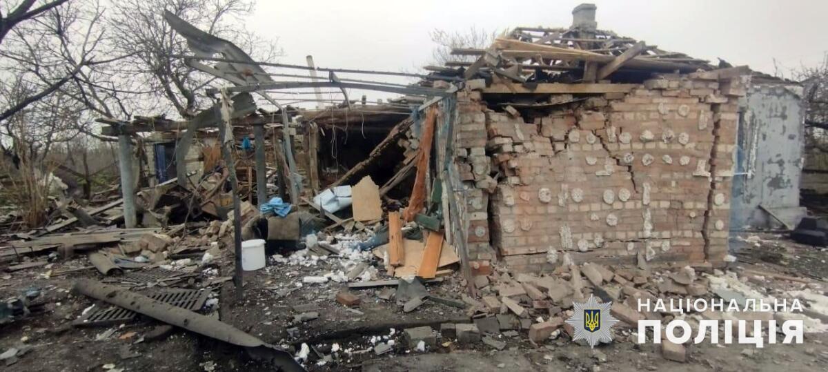 Росіяни скинули авіабомби на п’ять населених пунктів Донеччини: поранено цивільну особу