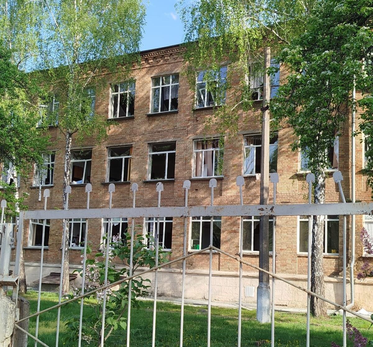 Росіяни пошкодили школу, у якій навчався нардеп Ар’єв
