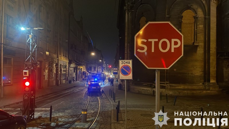 Трагедія у Львові: трамвай на смерть збив чоловіка, поліція шукає свідків