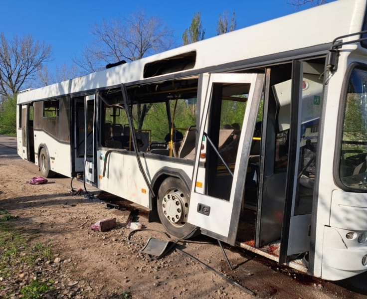 Дронова атака на цивільних у Марганці: відомо про загиблих і поранених