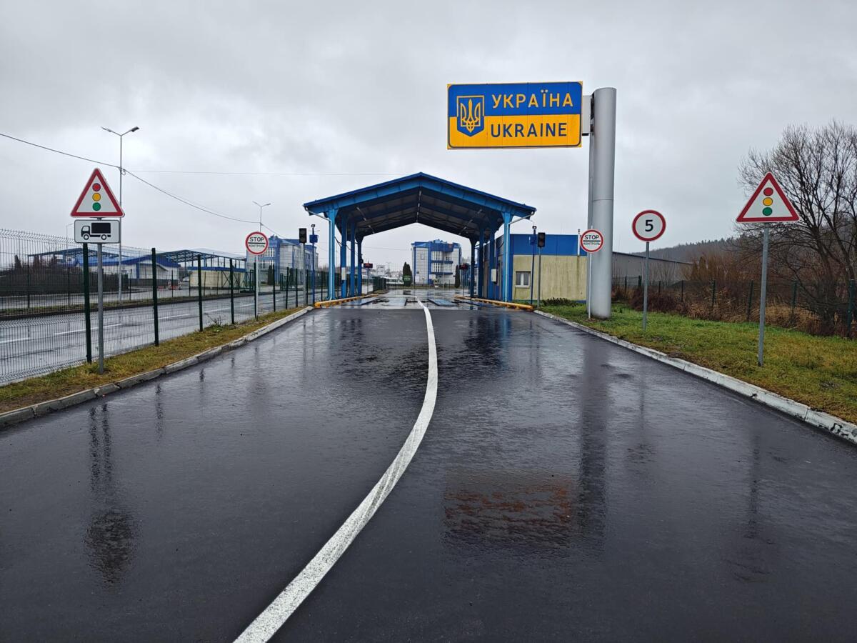 Прикордонники готуються до літнього сезону: пасажиропотік зросте до 40%