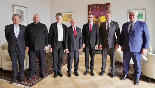 Чи готова Україна до прямих переговорів з Росією: відповідь Умєрова