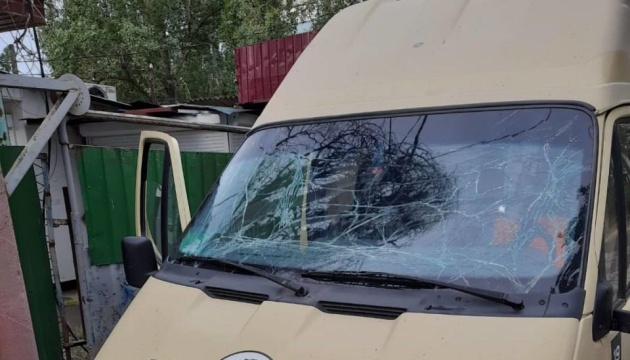У Херсоні окупант атакували автівку комунальників, є поранені