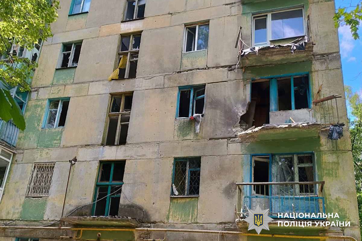 Обстріли Донеччини: пошкоджено майже 90 цивільних об’єктів, є загиблий та поранені
