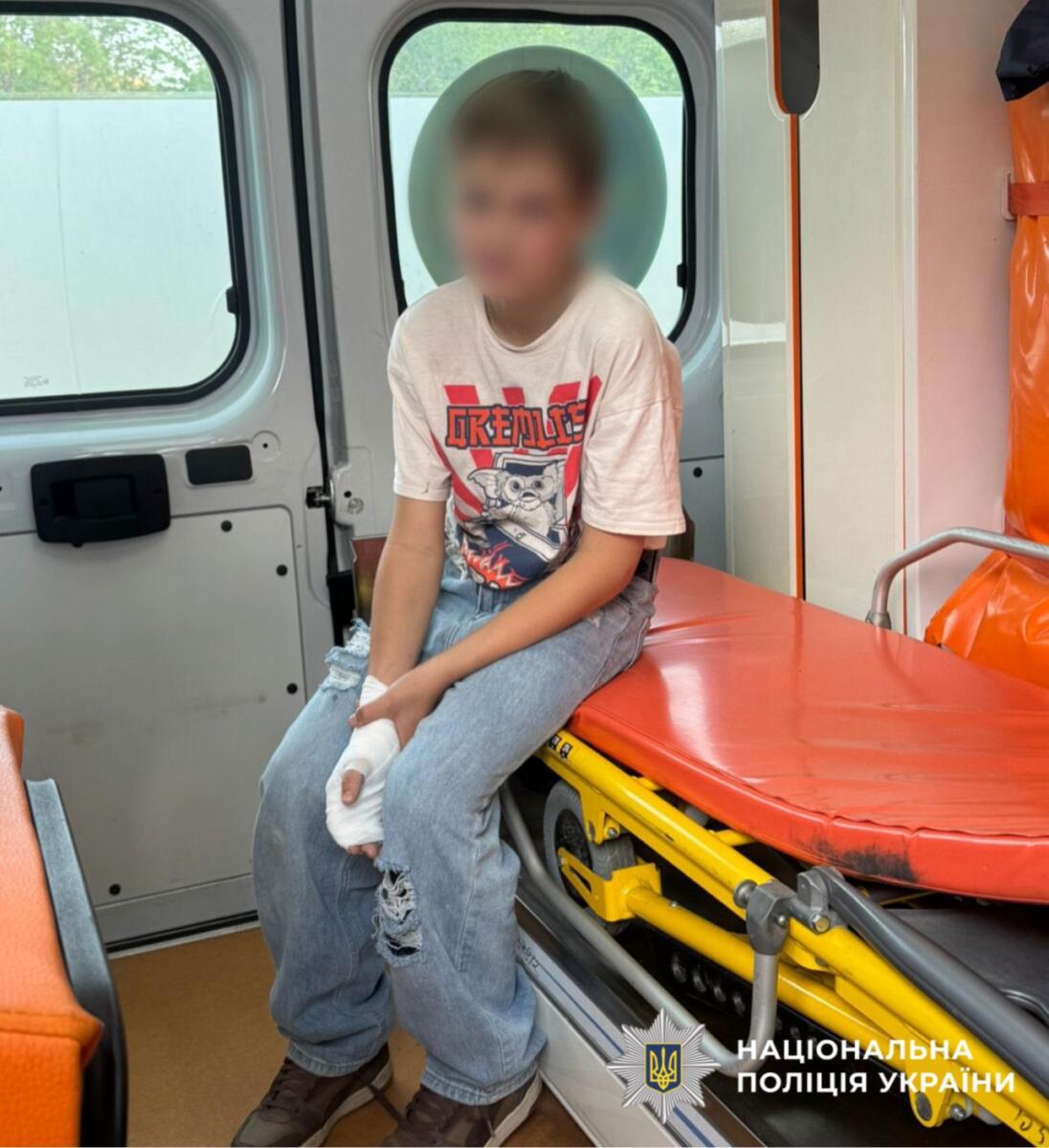 На Київщині від деталі “шахеда” постраждав підліток: подробиці