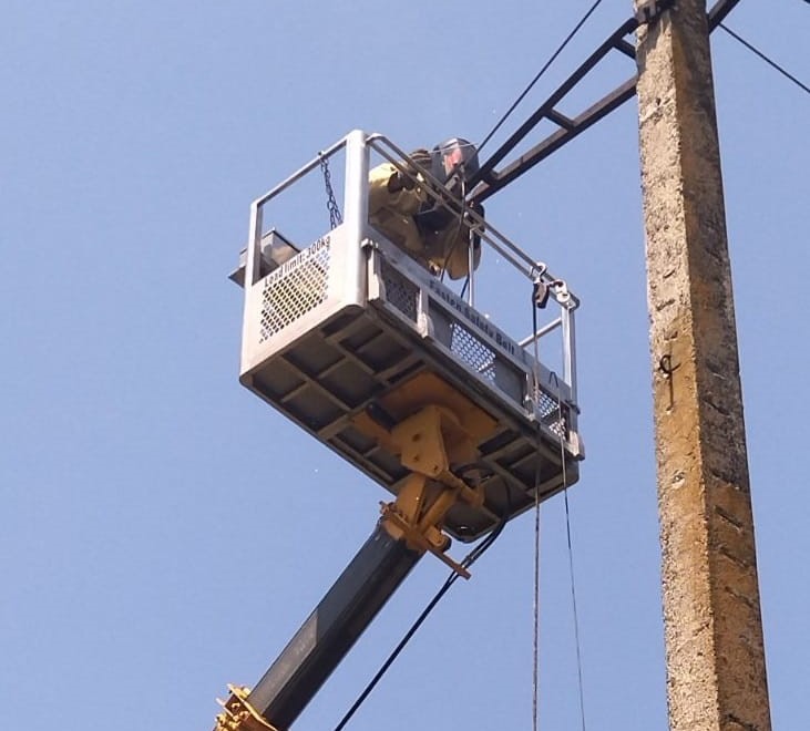 На Донеччині енергетики за тиждень відновивли електропостачання для понад 67 тисяч родин