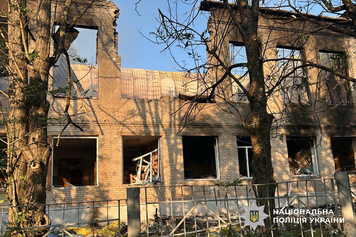 Ворог посилює тиск на Донеччину: внаслідок обстрілів є загиблі та поранені серед цивільних