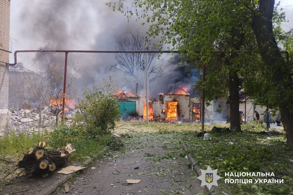 Один загиблий і п’ятеро поранених: наслідки російських обстрілів на Донеччині за добу