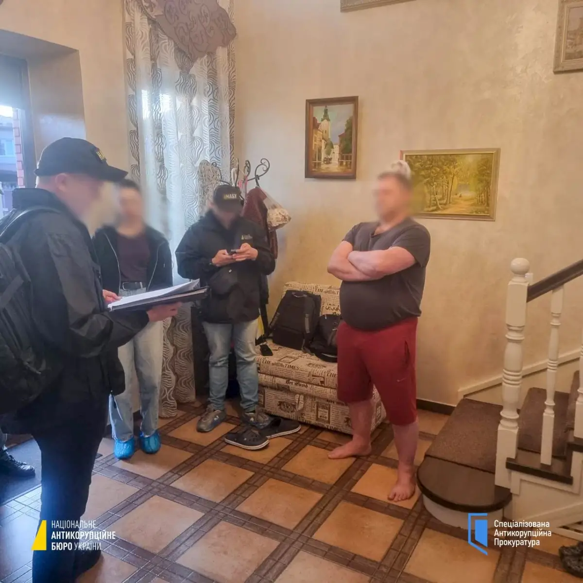 Корупція у Мінрегіоні: НАБУ викрило схему за участі високопосадовців