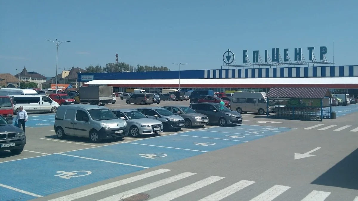 В Україні підвищили штрафи за незаконне паркування на місцях для людей з інвалідністю