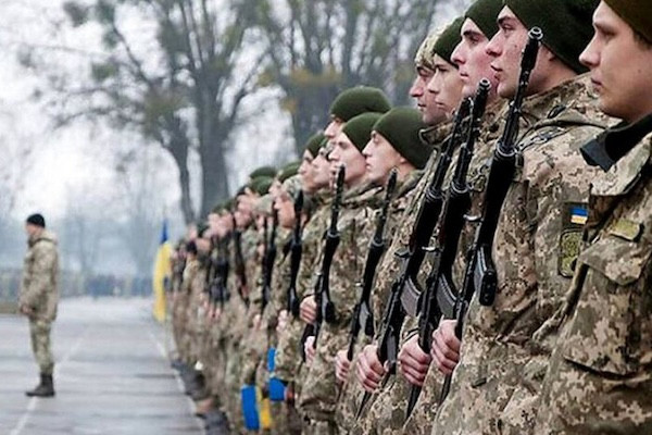 Добровольцям «18-24» дозволять навчатися у вишах паралельно зі службою