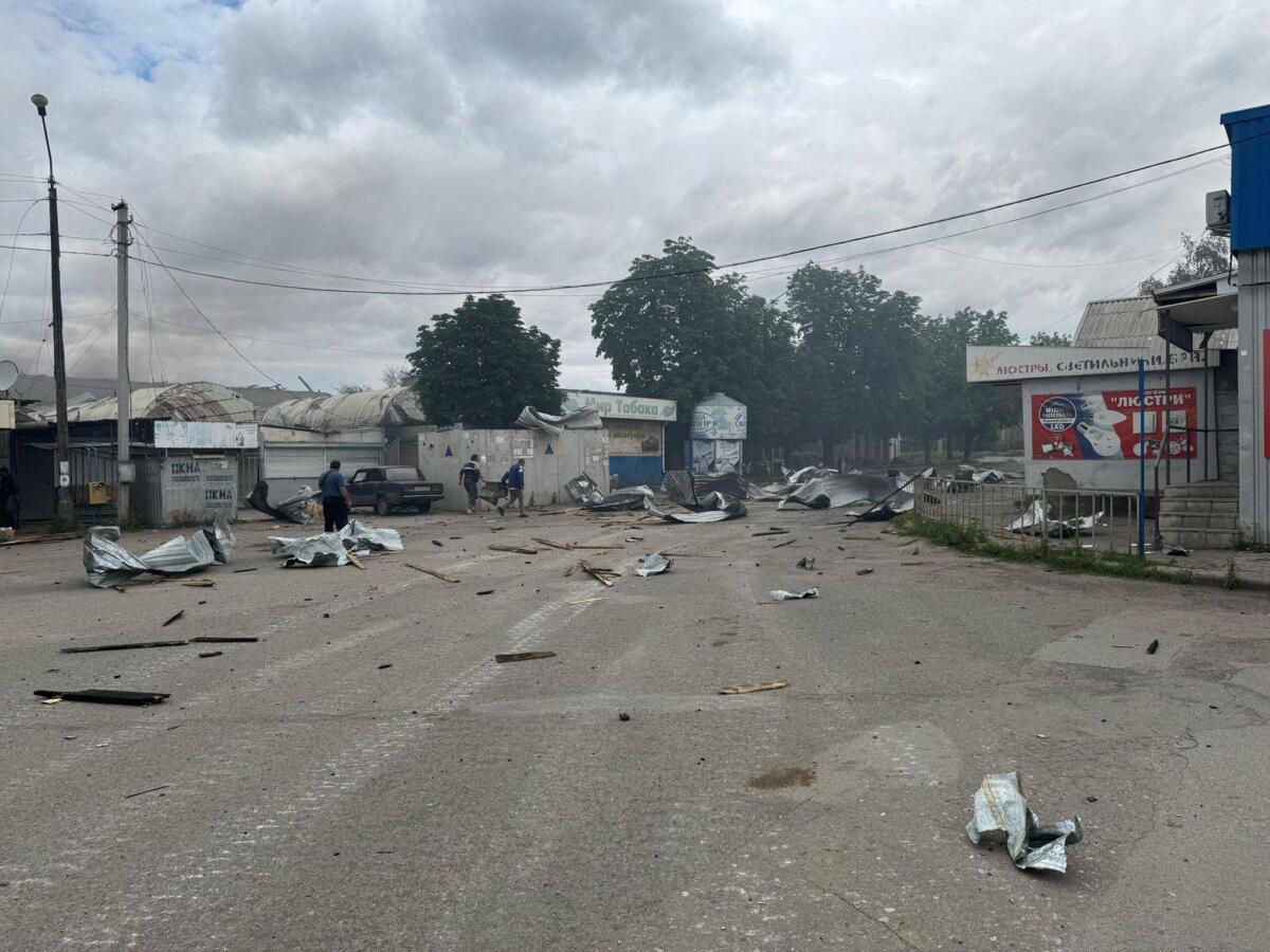 На Донеччині ворог сьогодні забрав життя щонайменше двох осіб, шестеро поранені