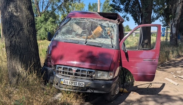 У Костянтинівці окупанти атакували пожежний автомобіль, є поранені