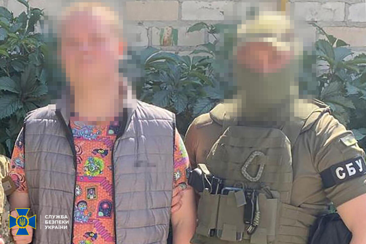 Українські спецслужби викрили російського агента, який коригував обстріли Херсона