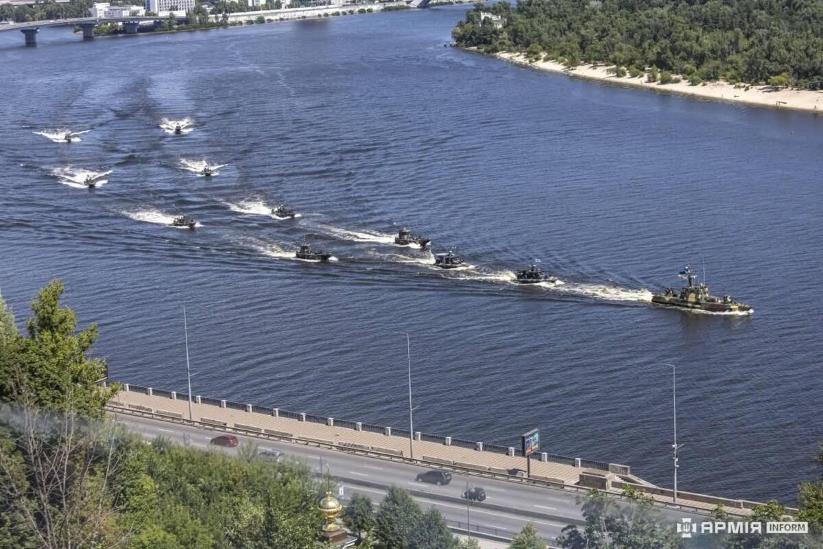 До Дня ВМС ЗСУ у Києві з’явився пам’ятний знак, присвячений українському флоту
