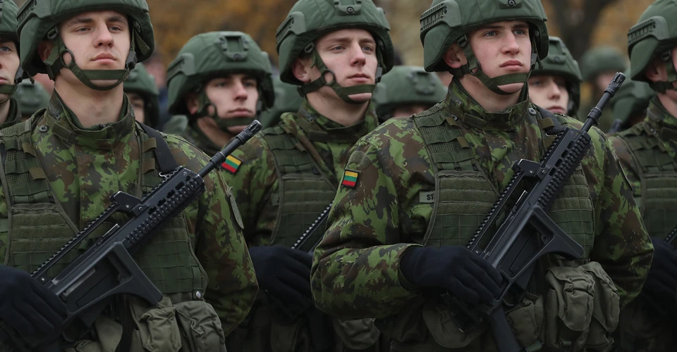 У Литві відповіли, чи готові відправити військових до України