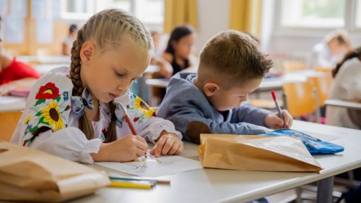 З 1 вересня результати навчання дітей за кордоном визнаватимуть в Україні