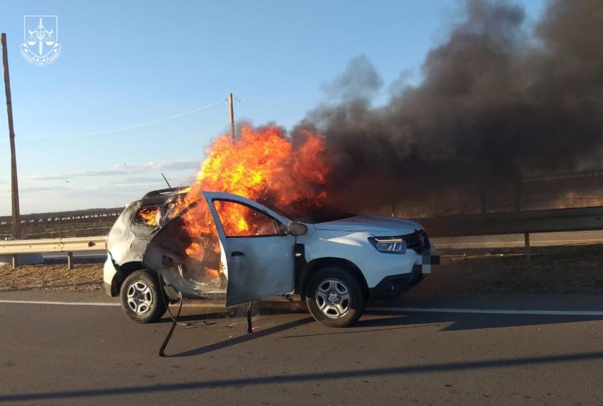 На Херсонщині внаслідок атаки ворожого дрона поранені двоє працівників прокуратури