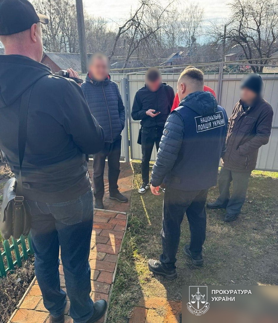 На Сумщині судитимуть чоловіка, який продавав «відстрочку від мобілізації» через Інтернет