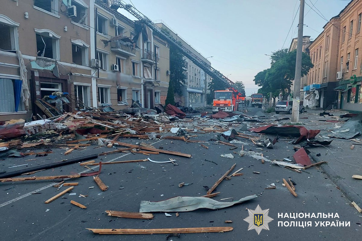 Ворог атакує Донеччину дронами: двоє загиблих, дев’ять поранених