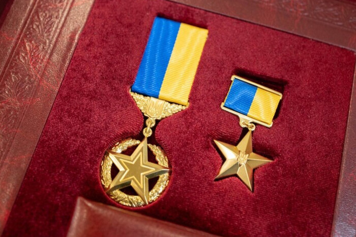 Стало відомо, які поети й письменники отримали звання Героя України