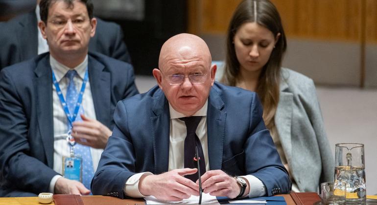 Представник РФ в ООН Небензя увімкнув режим заперечування, що БПЛА які залетіли у Польщу були російськими   