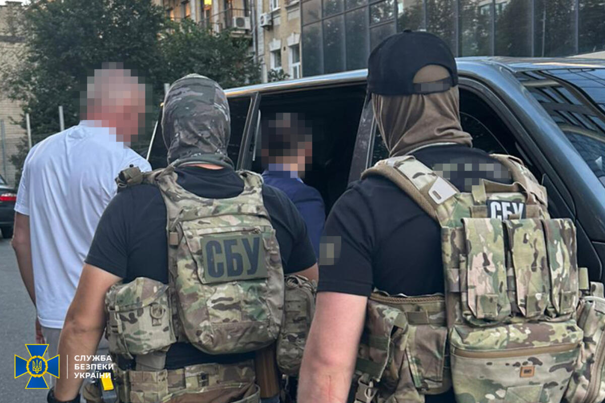 Українські спецслужби затримали у столиці колишнього топ-податківця
