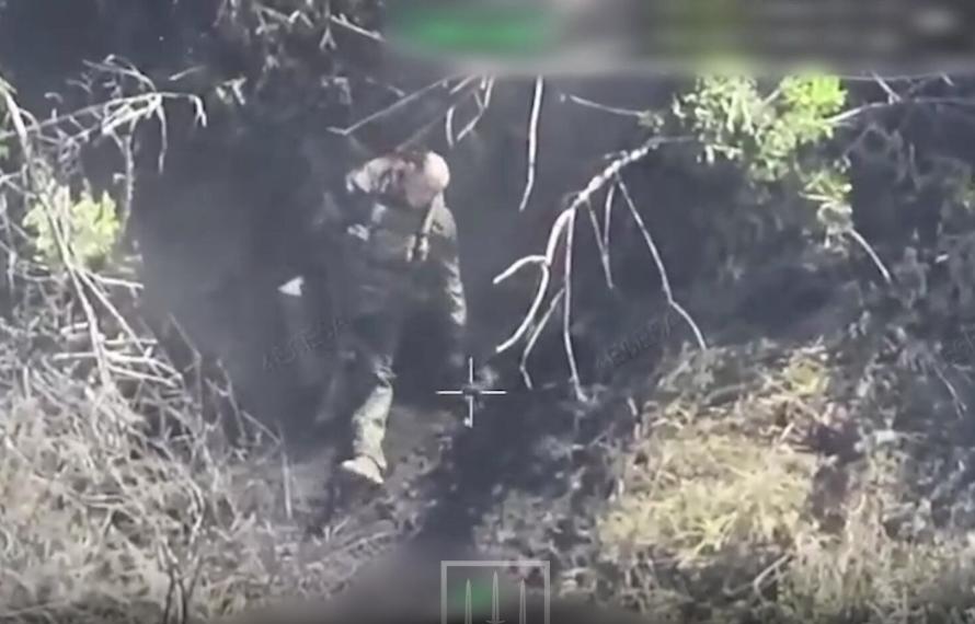 У мережі показали, як на Купʼянському напрямку нацгвардійці знищують логістику російських окупантів