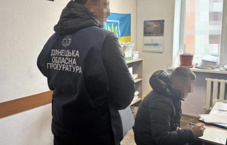 В Україні до суду скерували обвинувальний акт щодо чоловіка, який намагався збагатитися за рахунок військовослужбовця