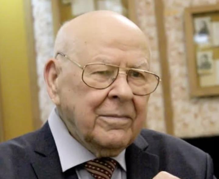 Василь Яременко, заслужений діяч освіти, помер у 94 роки