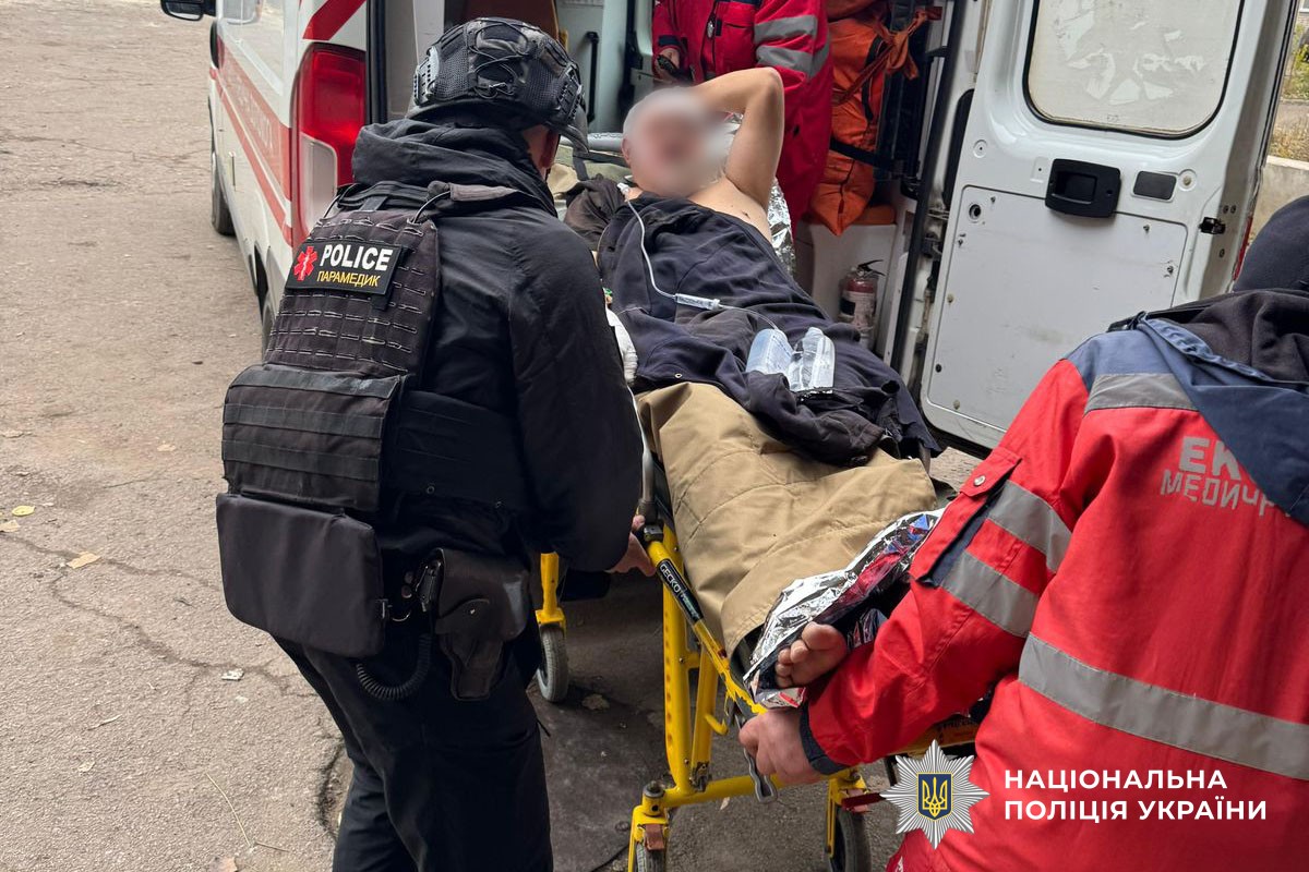 Внаслідок російських атак на Донеччині є поранені та руйнування