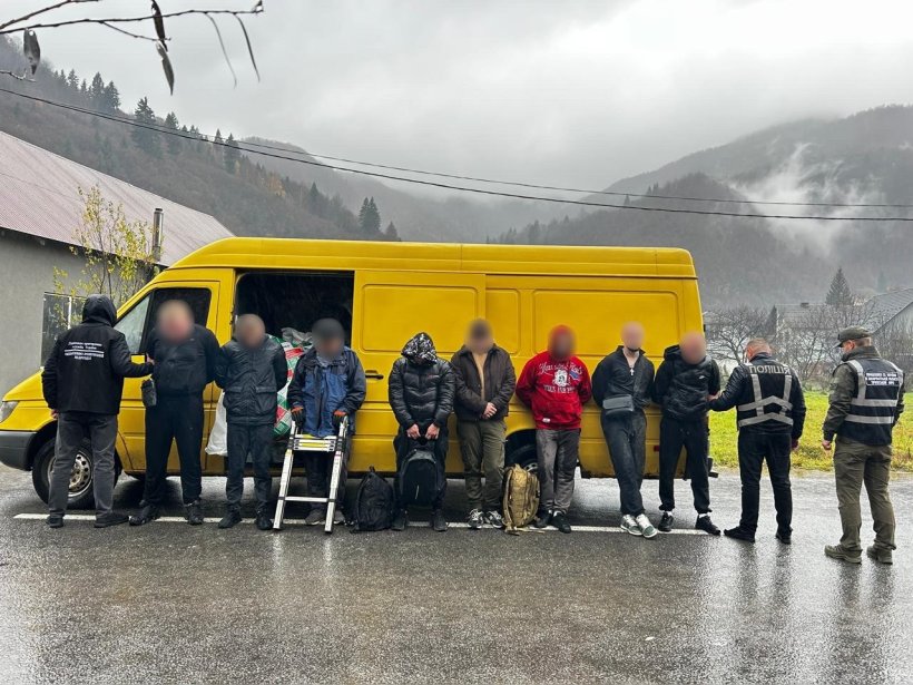 На Закарпатті викрили групу осіб, які намагались переправити чоловіків до Румунії