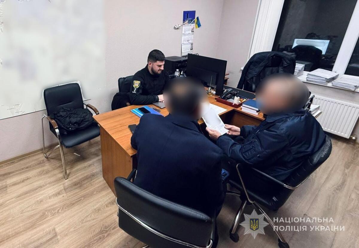 Одесита, який займався оборудками з вогнепальною зброєю, правоохоронці відправили на лаву підсудних