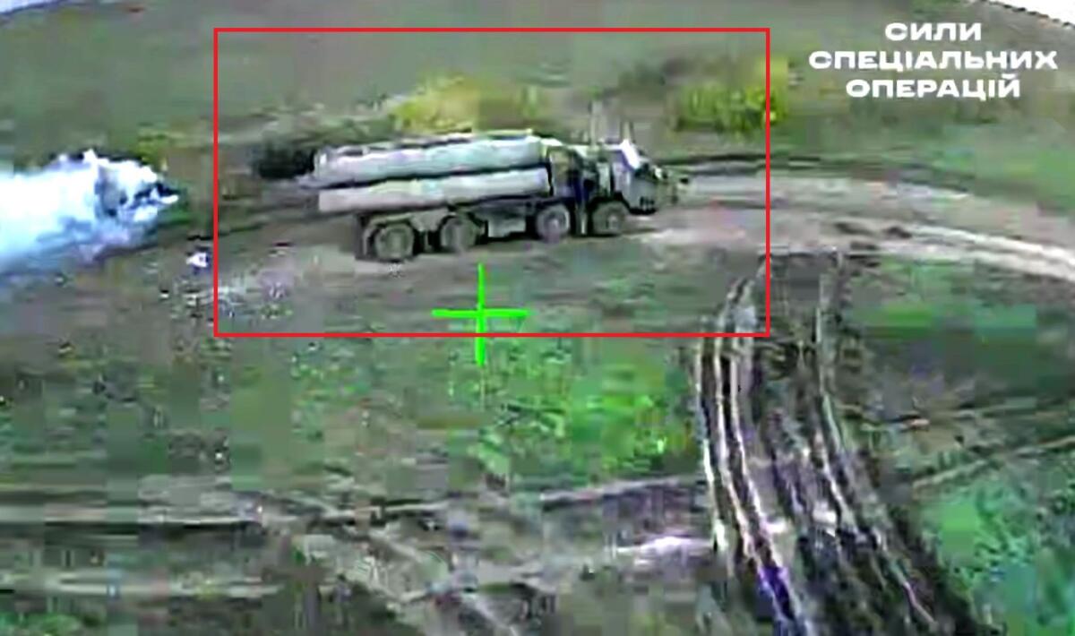 У Криму українські ССО знищили склад боєприпасів і пускову установку зенітно-ракетного комплексу С-400 «Тріумф»