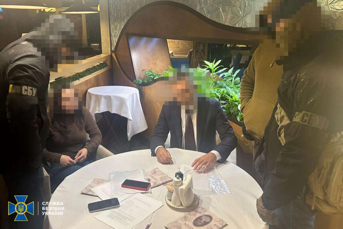 В Україні правоохоронці затримали керівника однієї з політичних партій: деталі від СБУ