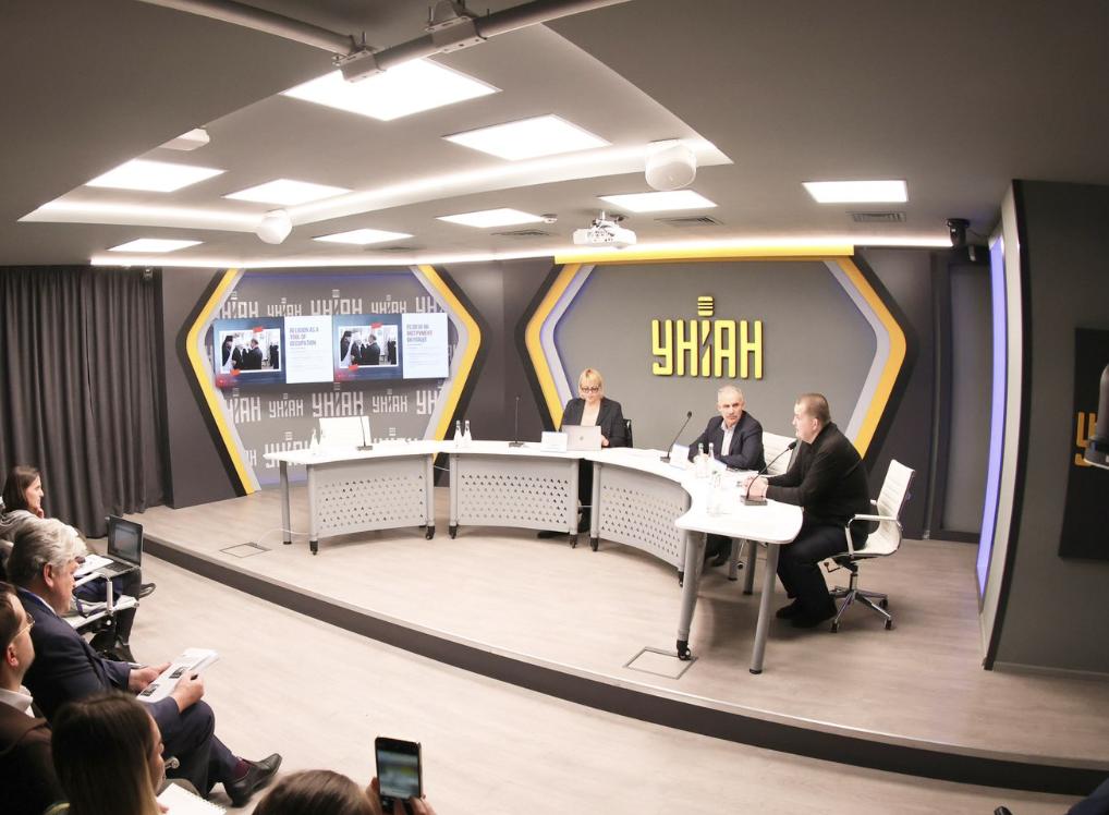 В Україні презентували дослідження про те, як Росія використовує релігію у війні