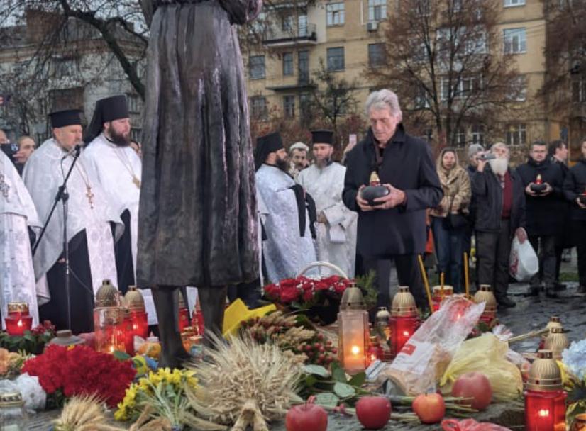 Віктор Ющенко звернувся до українців у День пам’яті жертв Голодомору