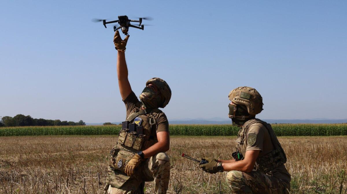 Історія оживає у бою: в Україні створили дрони на честь видатних діячів культури
