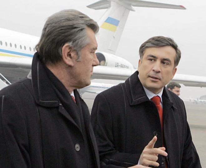 Ющенко привітав Саакашвілі з днем народження і відзначив його роль у реформуванні Грузії